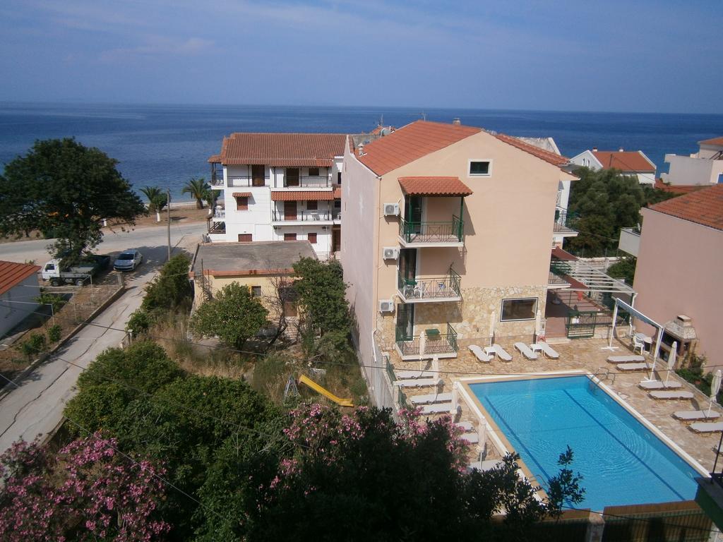 Petros Studios Poros  Exterior foto