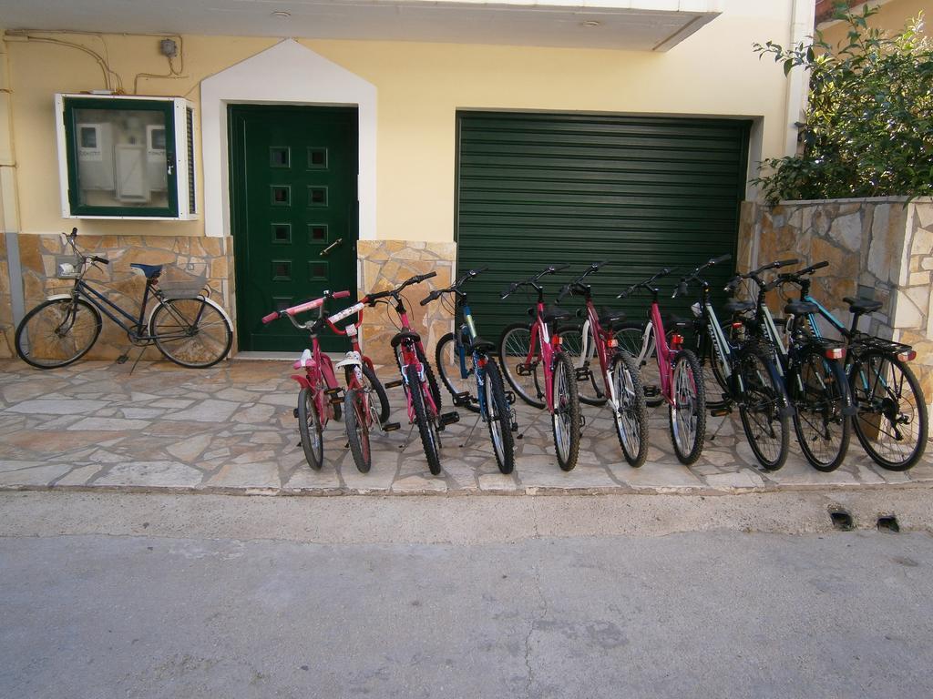 Petros Studios Poros  Exterior foto
