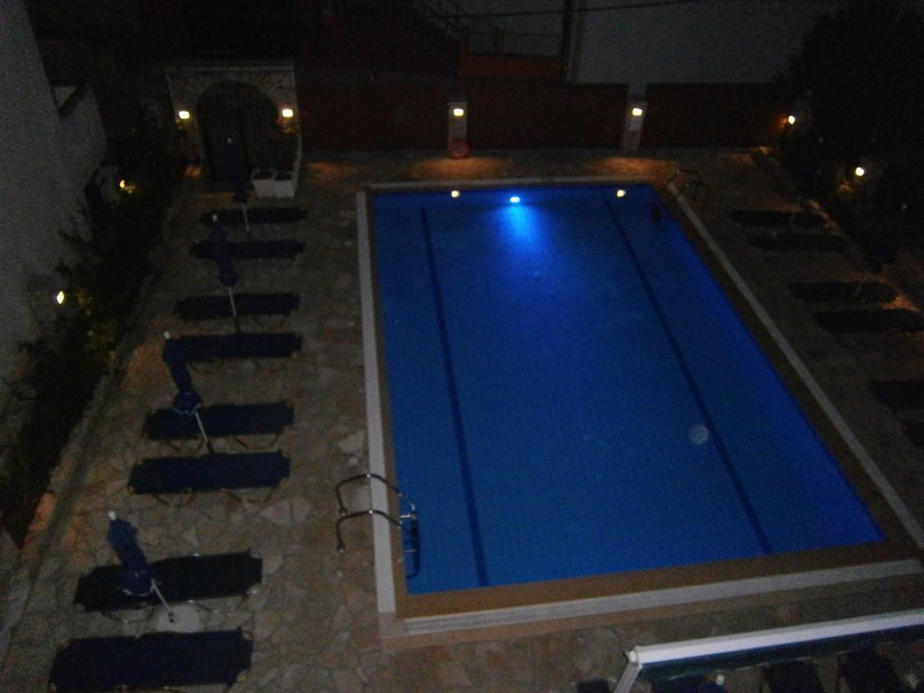 Petros Studios Poros  Exterior foto