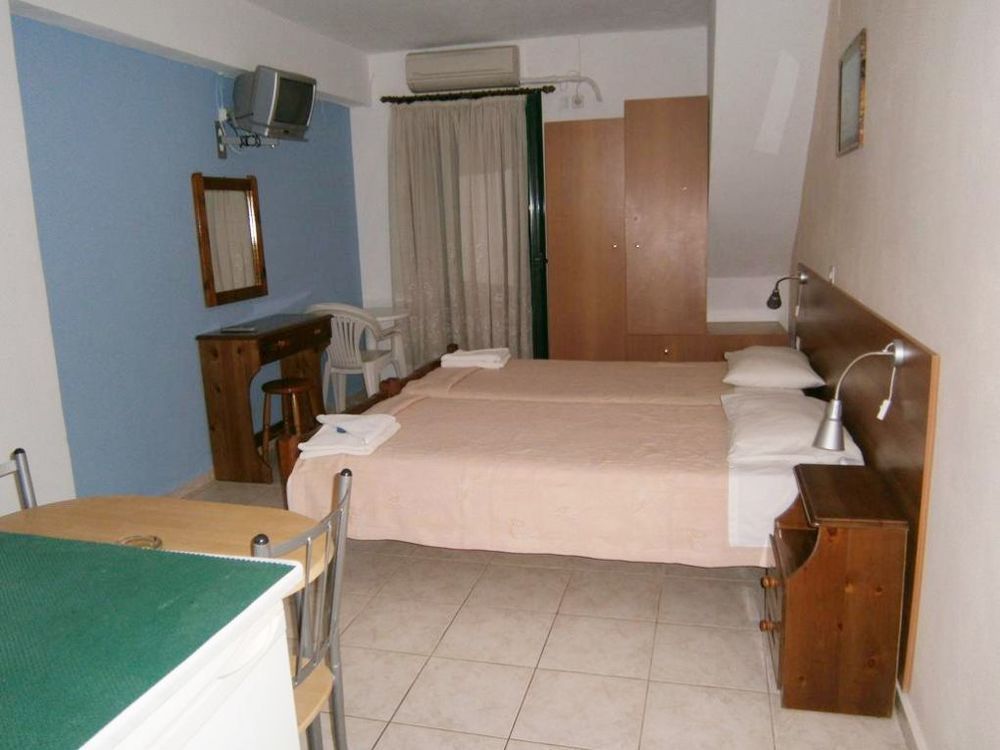 Petros Studios Poros  Exterior foto